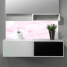Crédence effet marbre rose salle de bain