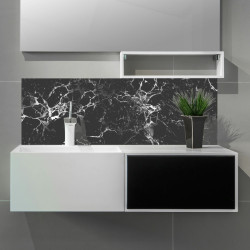 Crédence marbre noir sur mesure salle de bain